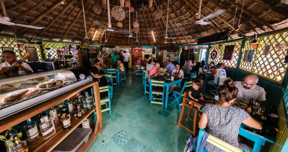 Where to Eat in Cancun? – Top Spots!